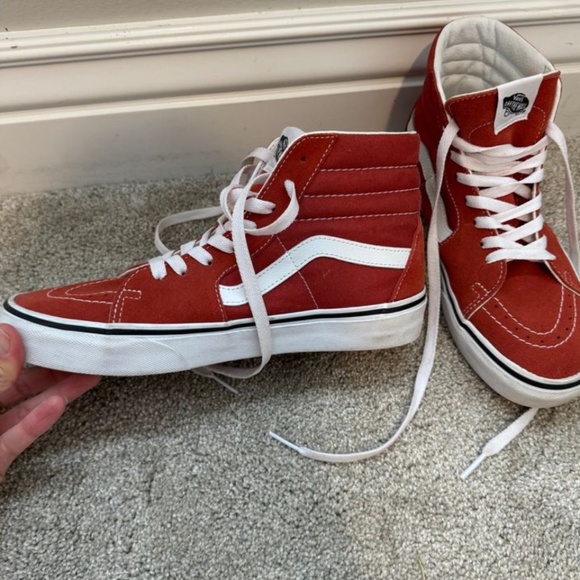Red/white Vans Sk8-Hi Core Classics, size 8.5 (W) size 7.0 (M) - Picture 5 of 6